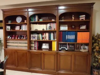 Conjunto muebles despacho en madera