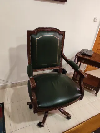 Conjunto muebles despacho en madera