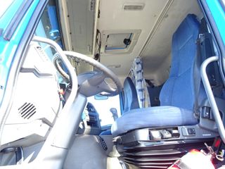 Volvo FM 380.26-CAMIONES GRUA