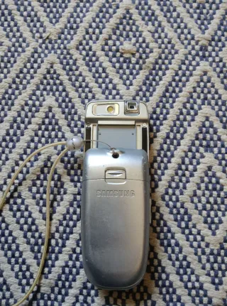 Samsung SGH-E810 Cellulare Blu/Argento