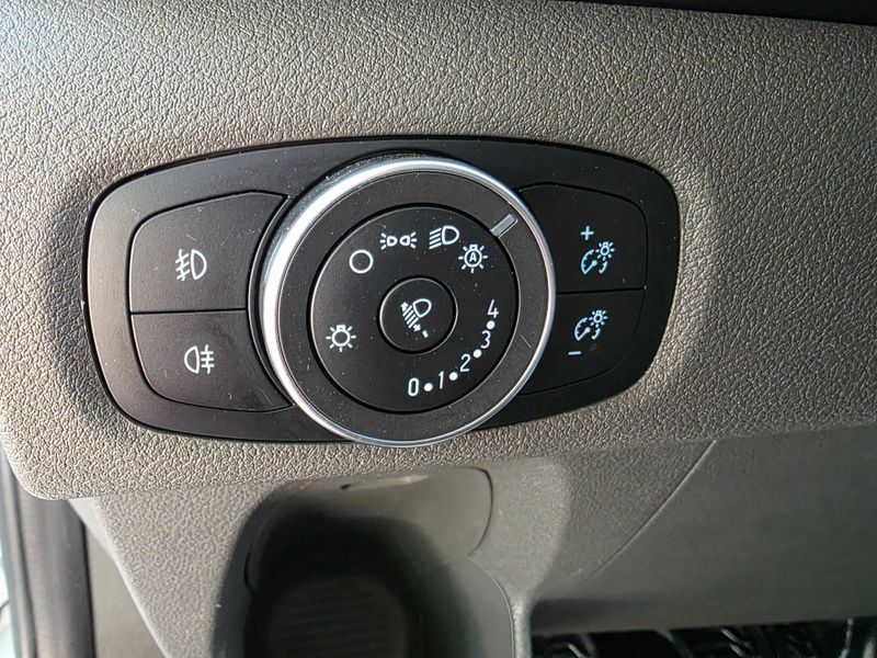 Ford Transit Custom 2022, foto 9