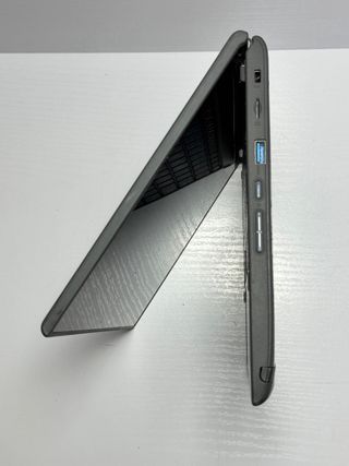 Lenovo 300e 2nd Gen Celeron / 4GB / 64GB