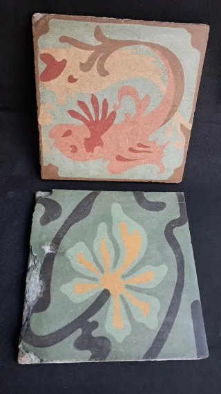 2 Baldosas Hidráulicas Centenarias