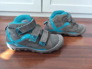 Botas montaña waterproof niño/a núm 31