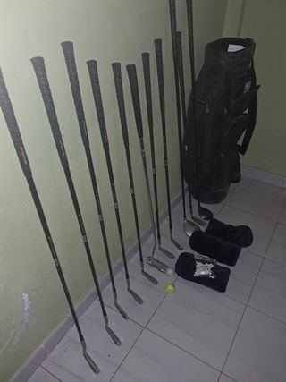 Set di mazze da golf e borsa