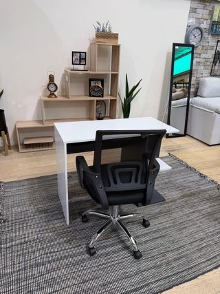 Escritorio y Silla Oficina