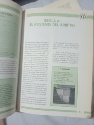 Guia Para Jugar Al Futbol (Spanish Edition)