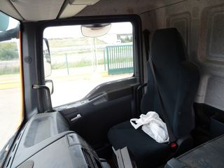 MAN TGM 18 290-CAMIONES GRUA