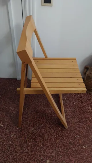 Silla plegable de madera