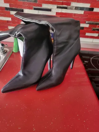 Botas tacón punta fina