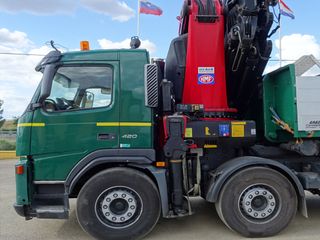 Volvo FM12 420-CAMIONES GRUA