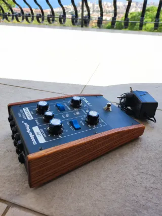 Moogerfooger MF-102 Ring Modulator