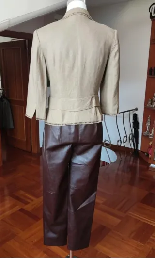 Completo giacca e pantalone in pelle