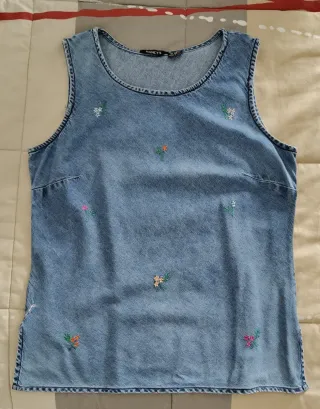 Camiseta vaquera bordada Nancy K Talla L