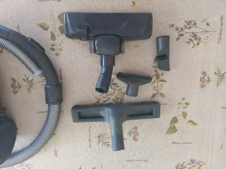 Aspirador AEG Aeroperformer Cyclonic