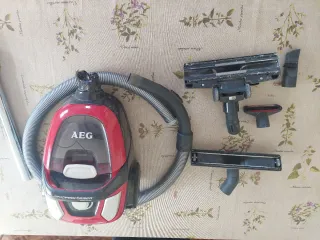 Aspirador AEG Aeroperformer Cyclonic