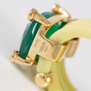 Anillo Tous de caucho amarillo con gemas Beach