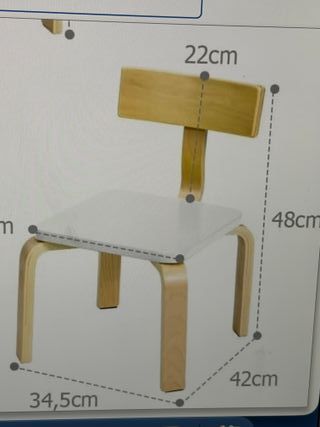 Mesa y 2 Sillas Infantiles de Madera