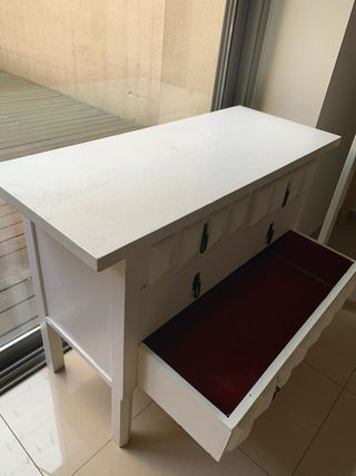 Cómoda de madera blanca rústica 4 cajones