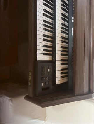 Piano Orla R510