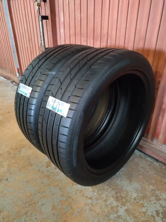 Neumáticos Hankook 225/45 R19 96W
