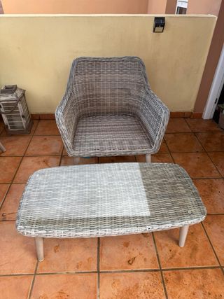 Conjunto terraza mimbre y cristal