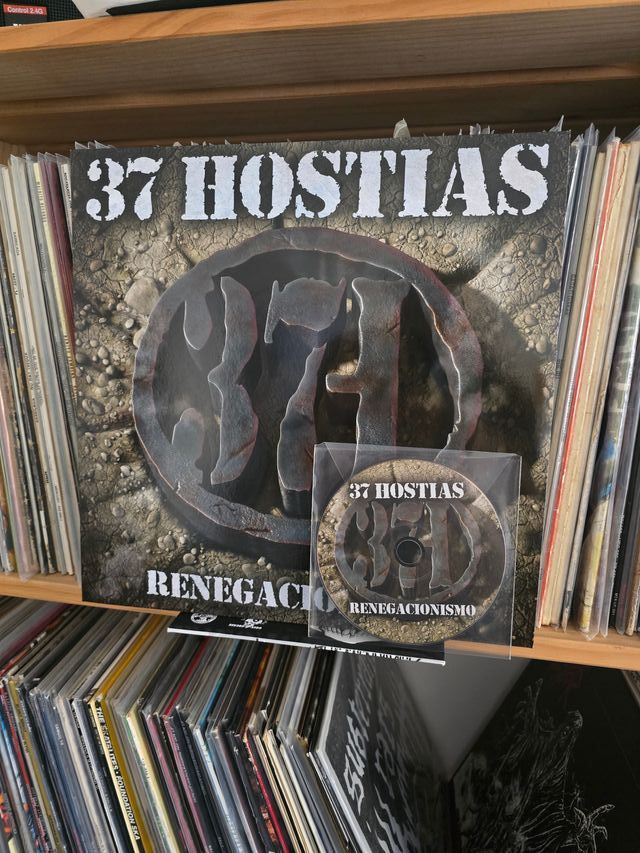 37 HOSTIAS "RENEGACIONISMO"