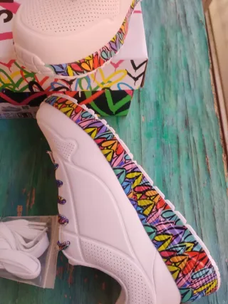 Zapatillas NUEVAS Skechers Uno Lite