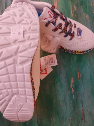 Zapatillas NUEVAS Skechers Uno Lite