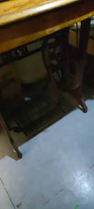 Máquina de coser Alfa antigua