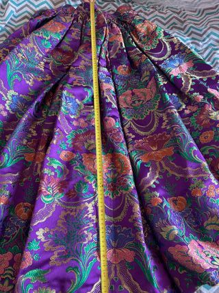 Traje de Fallera Morado y Dorado