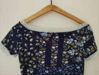 T-shirt donna floreale con pizzo tg. unica