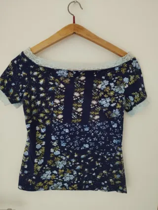 T-shirt donna floreale con pizzo tg. unica