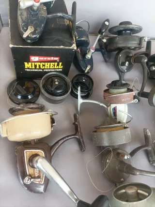 Lote 11 Carretes antiguos de Pesca