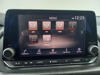 Nissan Qashqai CROSSOVER 1.3 MHEV 140 BUSINESS EDITION