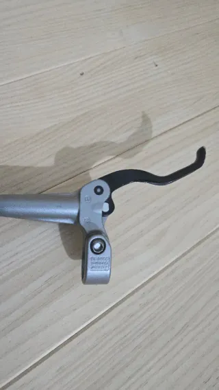 Freno Shimano Deore BL-M556 BR-M555 Delantero/Izq