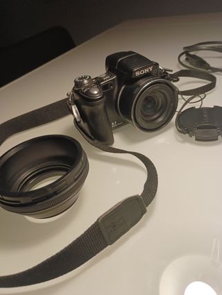 Cámara Digital Sony Cyber-Shot DSC-H50