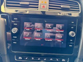 Volkswagen Golf GTI Perf. Honey