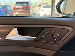 Volkswagen Golf GTI Perf. Honey