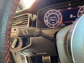 Volkswagen Golf GTI Perf. Honey