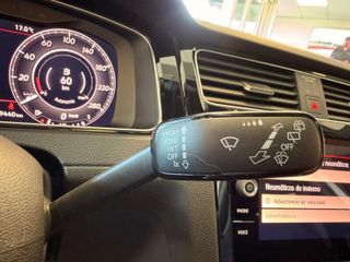 Volkswagen Golf GTI Perf. Honey