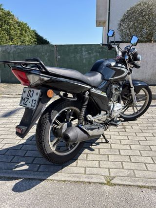 Mota 125 (Carta B) | Kymco Pulsar | Económica 2012