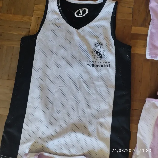 Lote Ropa Deportiva Real Madrid Camisetas y Pantal