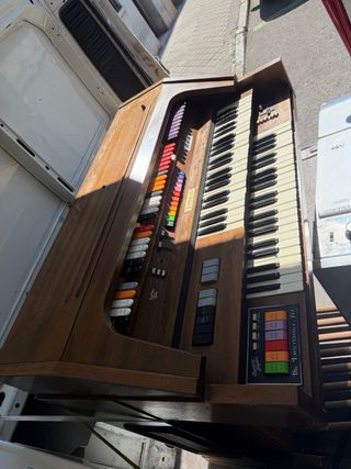 Órgano Kimball The Entertainer III