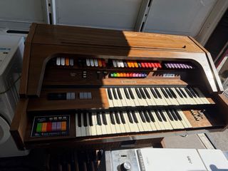 Órgano Kimball The Entertainer III