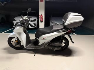 Honda SH 125i Sport 2025 Blanca/Negra