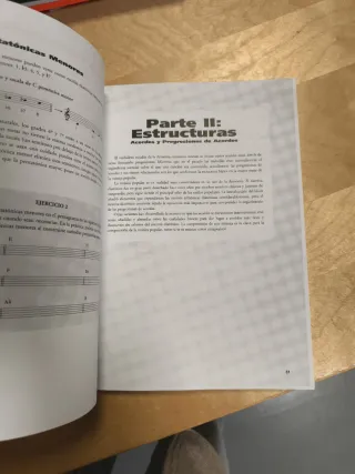 Libro Armonía y Teoría Musical MI