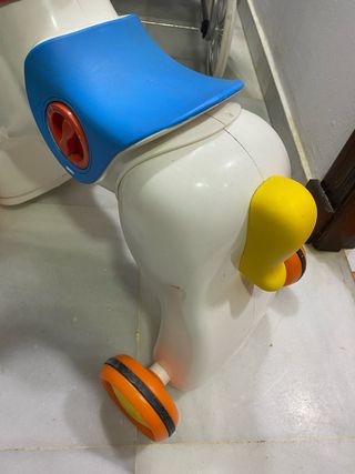 Caballito infantil blanco y azul