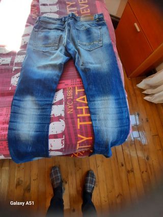 Pantalones vaqueros azules