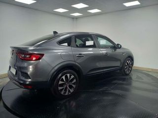 Renault Arkana BUSINESS 1.6 T-TECH HYBRID BVA6 E6D 145